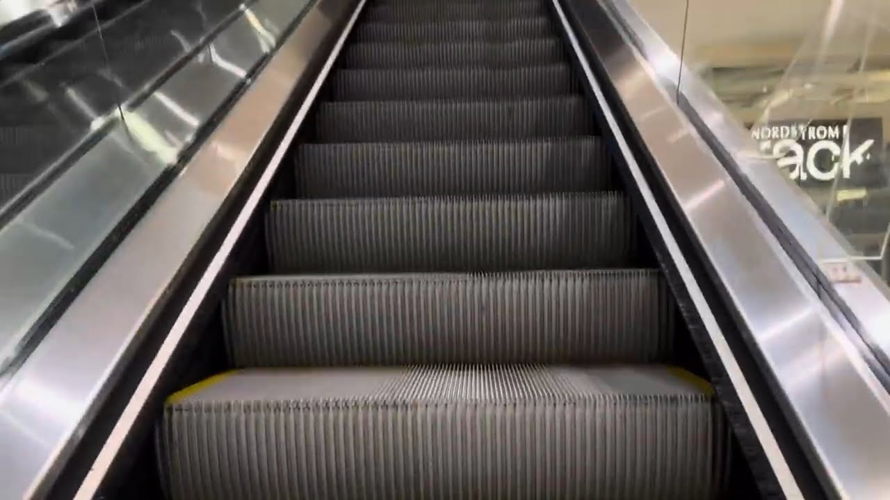 ThyssenKrupp Velino Escalators at Lincoln Square South Bellevue, WA