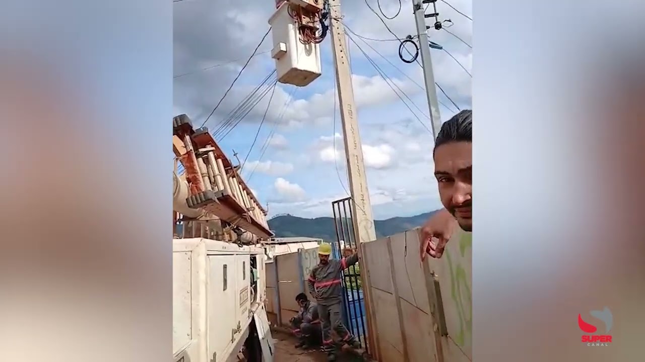 Ap&oacute;s reportagem do Super Canal, Cides-Leste realiza troca de l&acirc;mpada queimada h&aacute; 30 dias