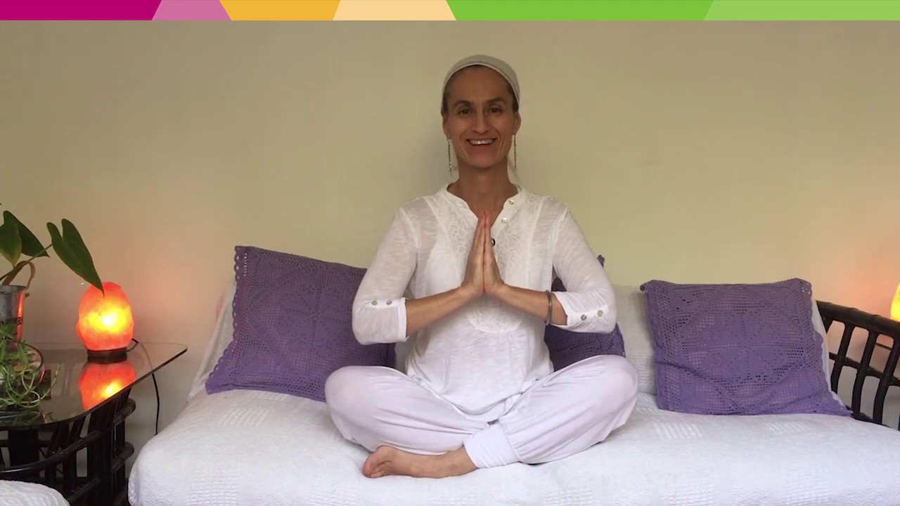 Kundalini Yoga: Ejercicios de activación y oxigenación de torso y cuello