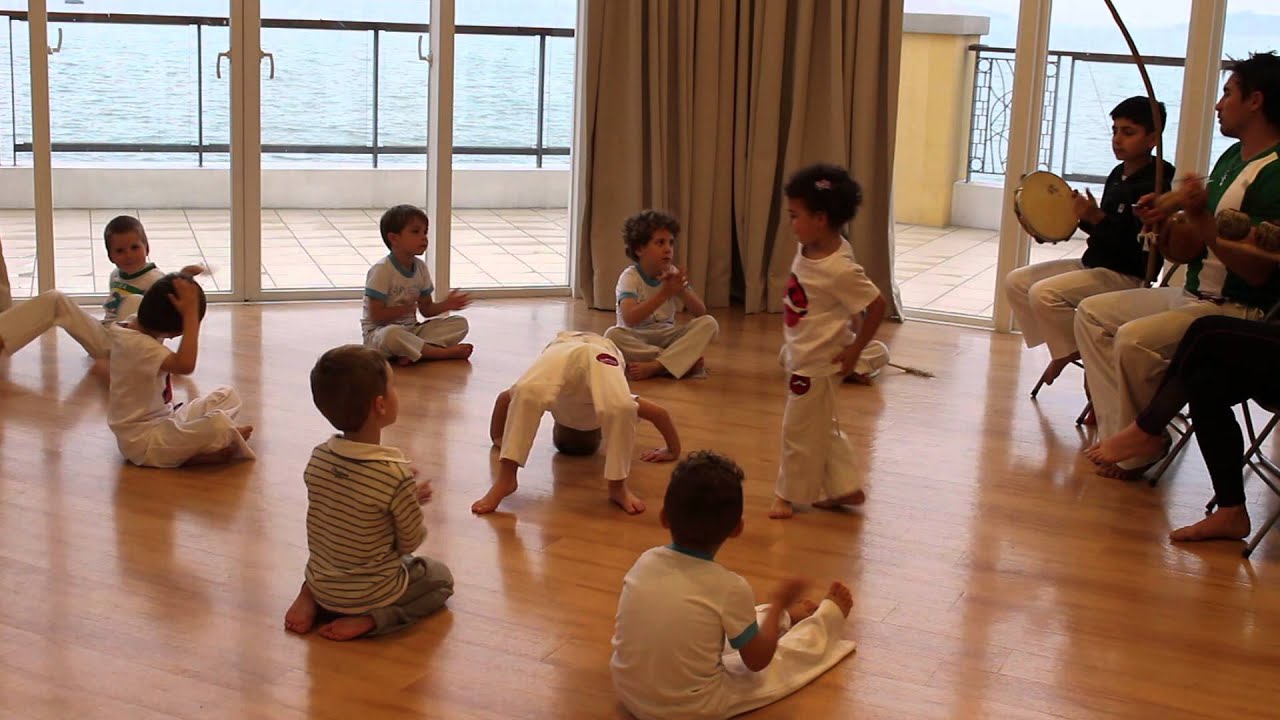 Prof. Indio Hong Kong School of Capoeira - 3-5yrs Kids Roda