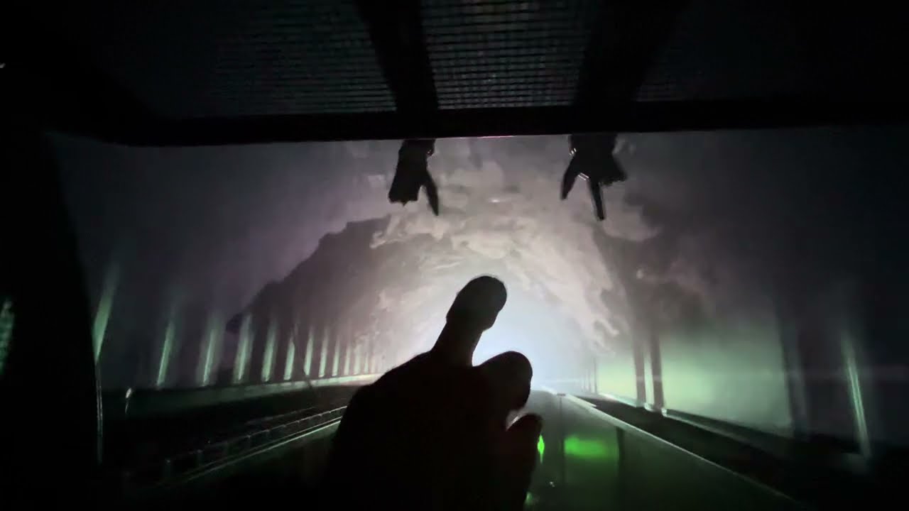 HALLOWEEN Geisterbahn Onride - Hamburger Fr&uuml;hlings Dom 2026