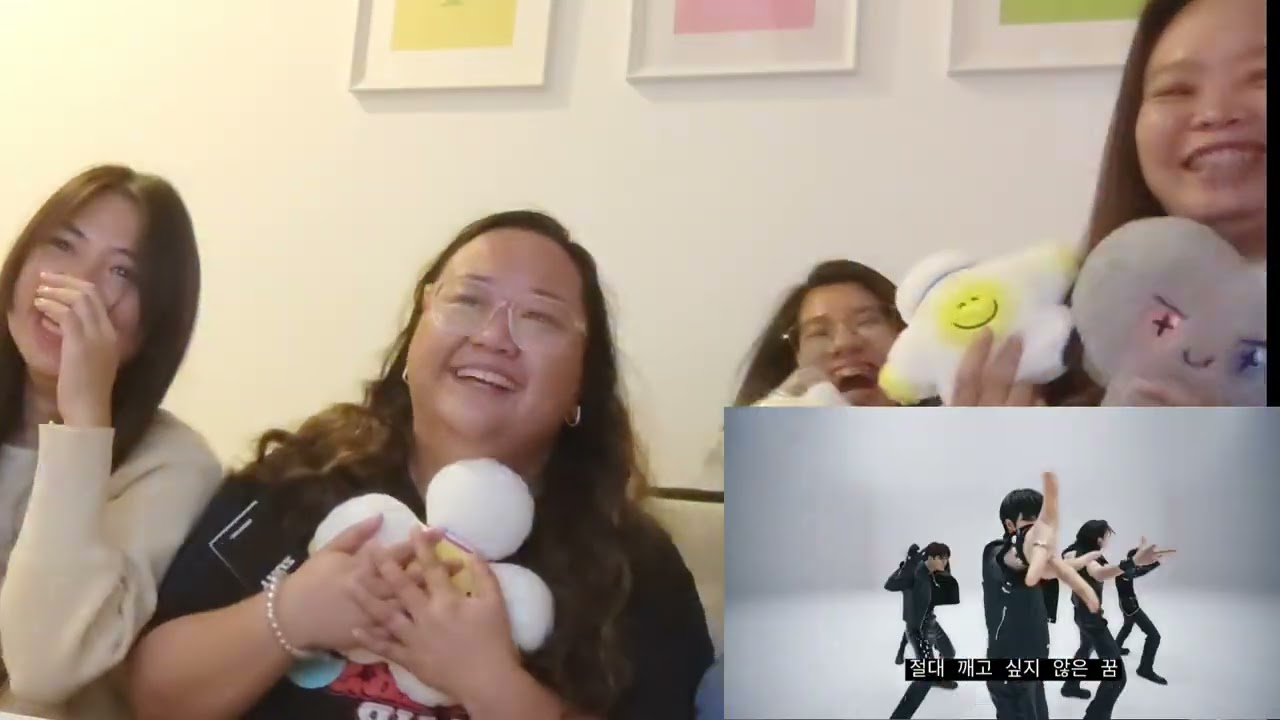 Teumes Reaction to Treasure(T5) MOVE MV
