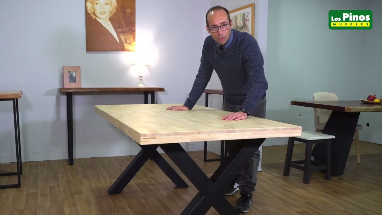 Mesa de madera maciza de roble patas metálicas MODELO "PILAR"