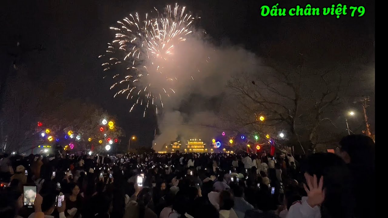 Pháo Hoa Giao Thừa 2026. — Rực Sáng Cổng Tam Quan - Ninh Bình 