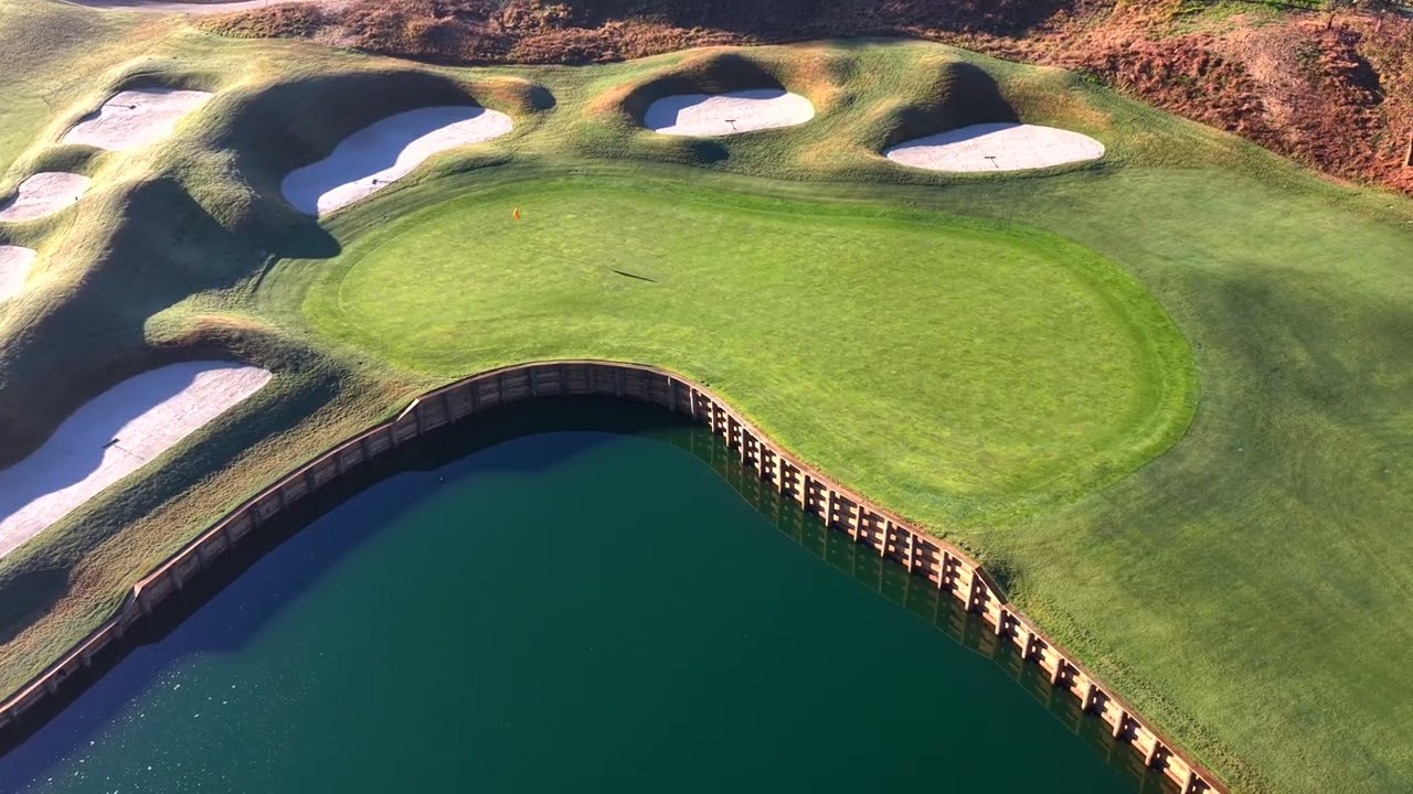 The Farms back nine tee to green