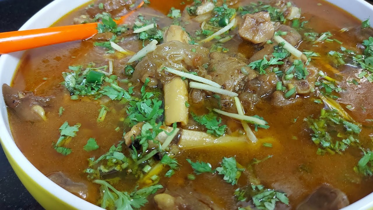 Quick & Easy Mutton Paya Salan/Mutton Trotters / Paya Curry: A Mouth-Watering Delight