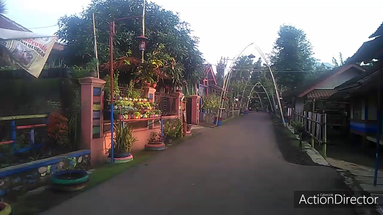 Suasana pagi di Kampung Pramuka Pasirjeungjing