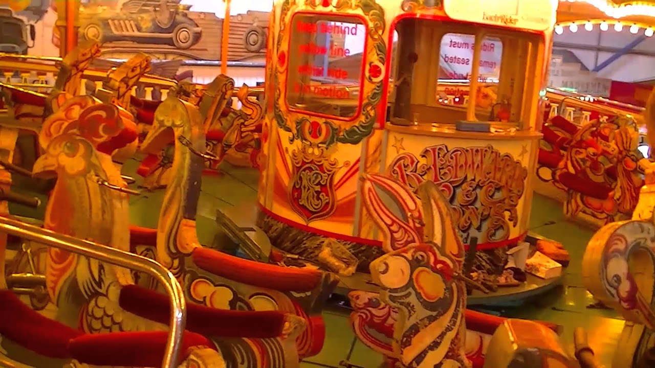 Major overhaul of the 1930's Super Chariot Racer ( Noah's Ark ) Fairground Ride