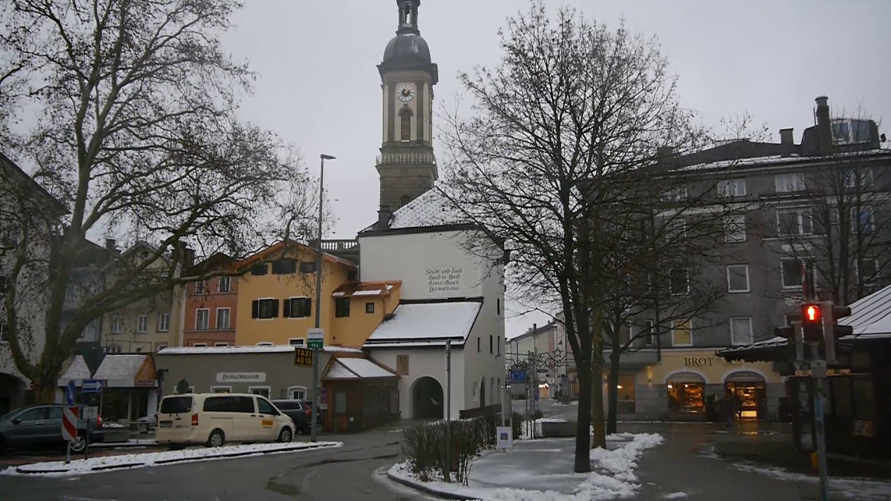 D: Traunstein. Oberbayern. Eindrücke aus der Stadtmitte. Dezember 2018
