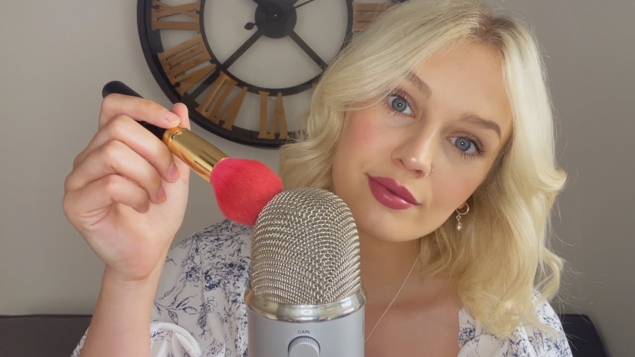 ASMR Mic Brushing, Stippling & Up Close Breathy Whispers