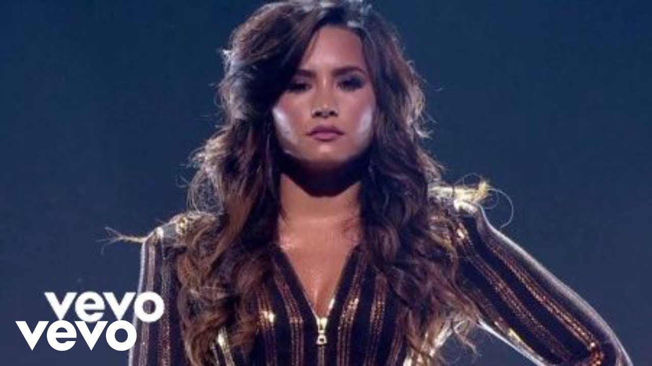 Demi Lovato - Confident (Live)