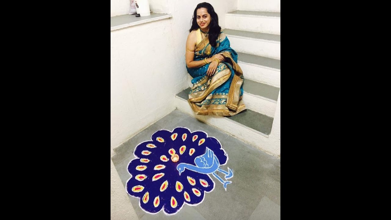 Freehand Rangoli Design |Easy Rangoli| Flower Design Gharabaher darwajyasamor kadhaychi  Design