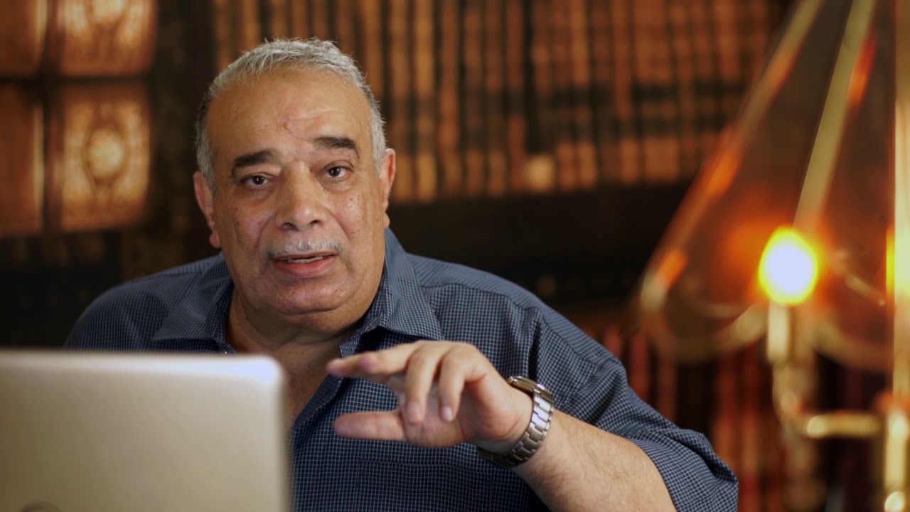 د أحمد صبحى منصور لحظات قرآنية 102 : عائشة بين الدين والتاريخ
