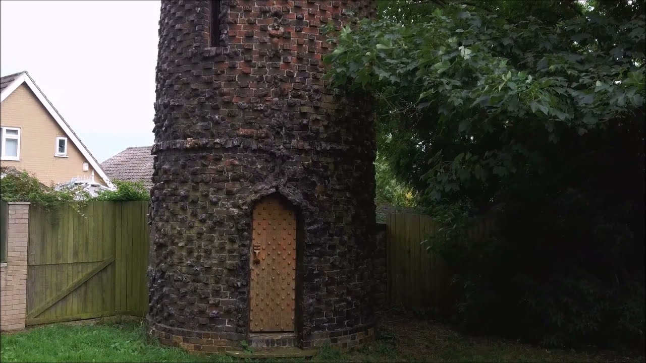 St Nicholas, URC, Bettison's Folly