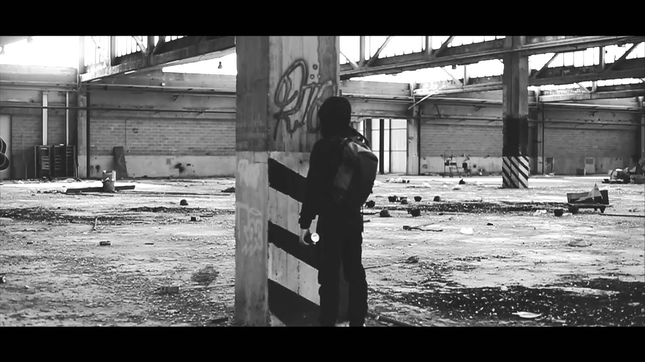 Stokka & Madbuddy, Roc Beats aka DJ Shocca - Fragile -  (Official Video)
