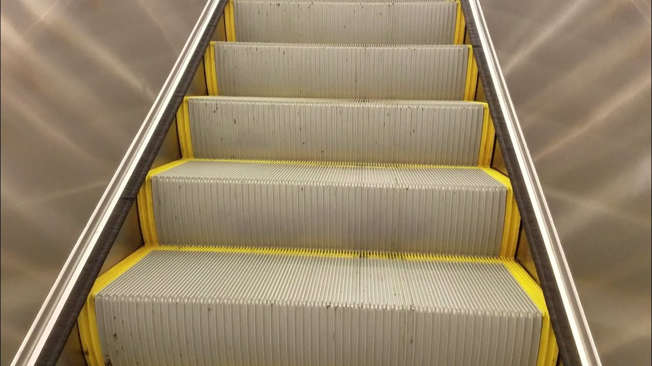 Montgomery escalators @ Macy's Men's Home & Furniture Miami International Mall, Doral FL