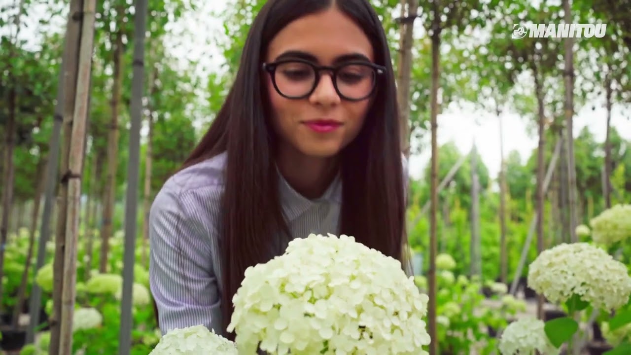 🎥 Manitou customer stories: “All you need to grow a flower.” 🌱