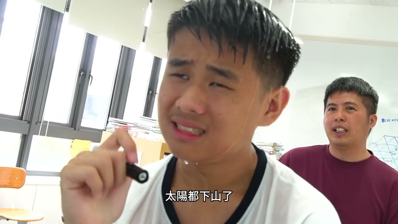 畢業證書頒發前的影片