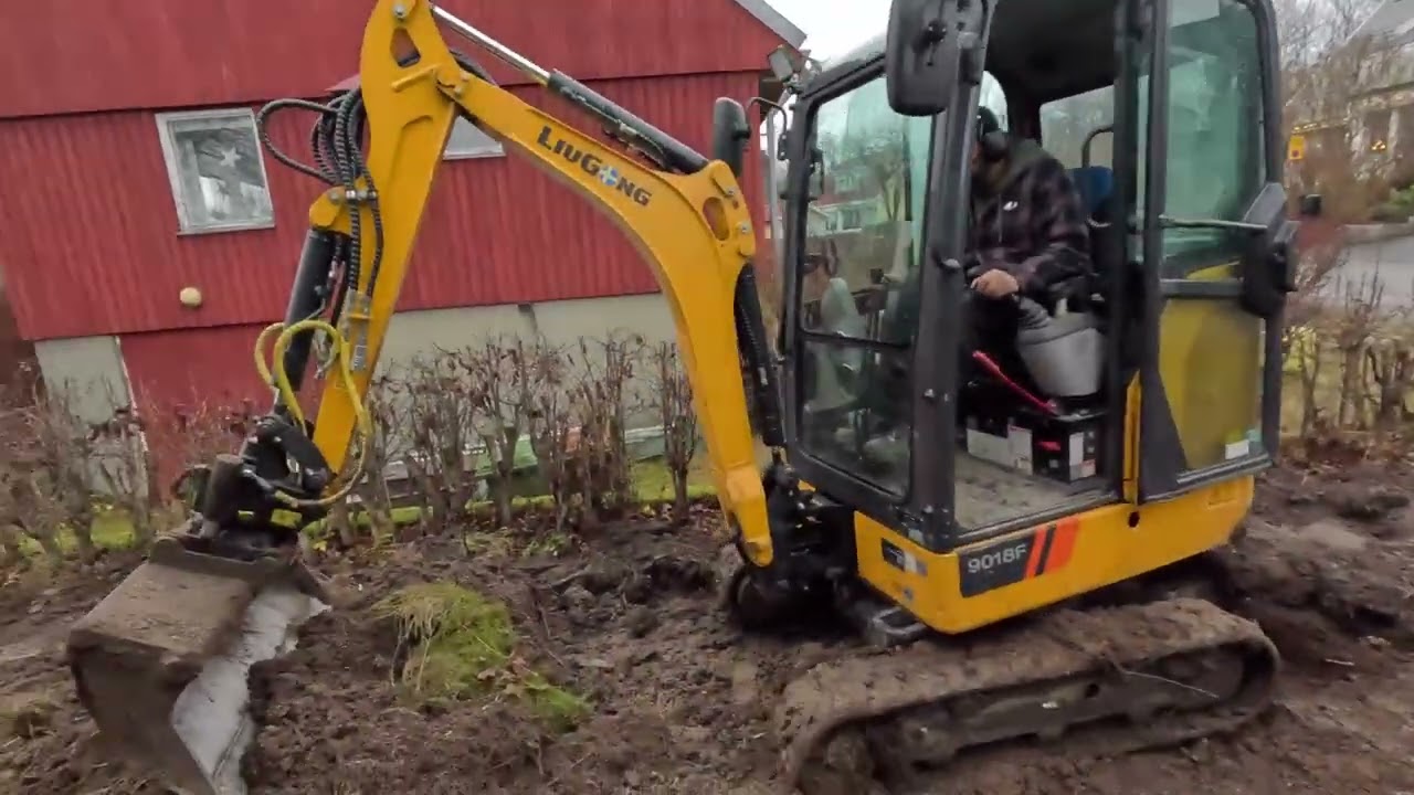 Excavating for house drainage Part 1