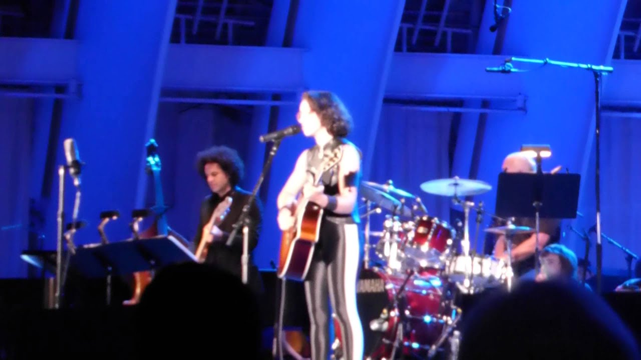 EMILY ESTEFAN - Where The Boys Are - Live At The Hollywood Bowl, LA - Friday 25th July 2014