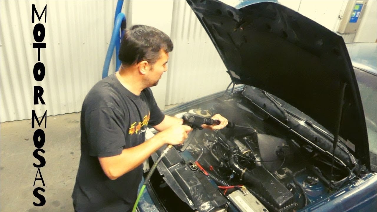 Motormosás