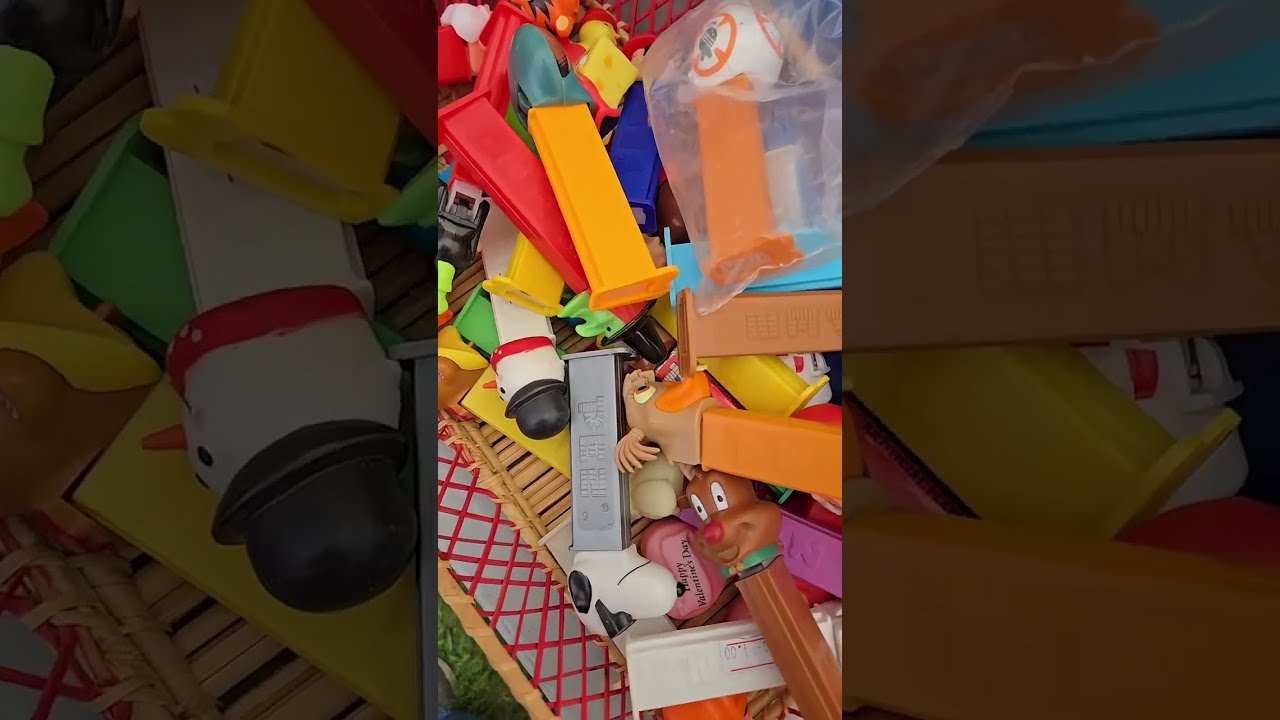Always Snoopy to find at the Flea market | CollectPeanuts.com