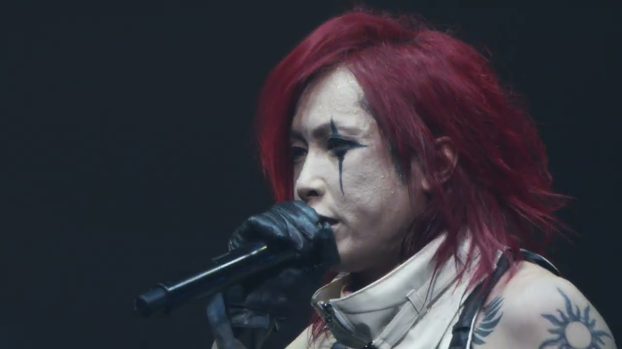PIERROT Magnet Holic
