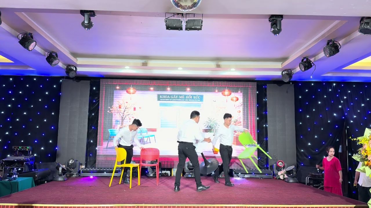 Tiết mục Khu hành chính và khoa PTGM