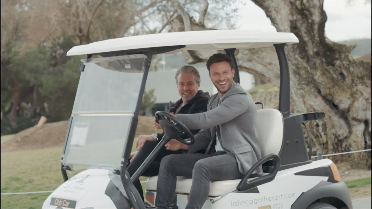 VIDEOBELLEN MET ANDY VAN DER MEIJDE! VILLA'S BEZICHTIGEN EN HET GAAT BIJNA MIS OP DE GOLFBAAN!