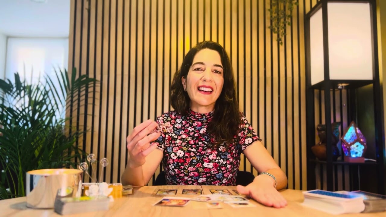 QUÉ MENSAJE TIENE EL  TAROT? ✨ INTERACTIVO☝️ELIGE UNA CARTA