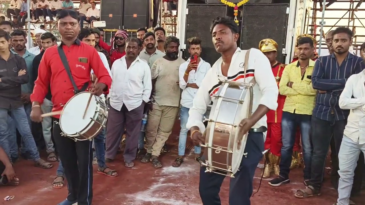 कराड पुसेगाव होटोपे हैशी बात विरभद्र  बैंड अहमदनगर कुलदीप घोरपडे मो 9309138572/9175538572