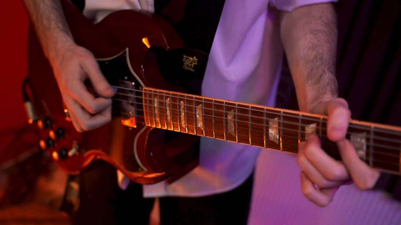 Blood - Stiff Upper Lip - Homenaje a AC/DC