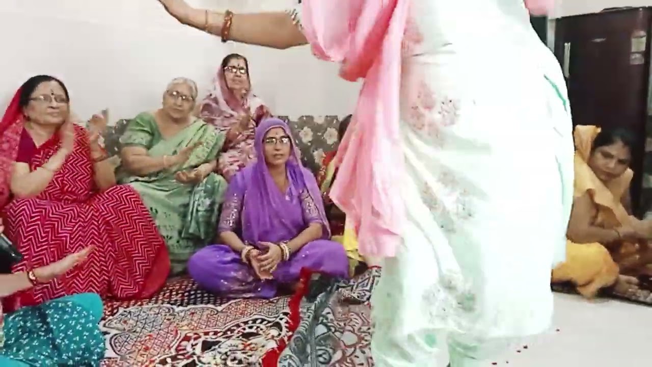 पीली पीली सरसों माँ की लाल है चुनरिया 🙏🏻💯