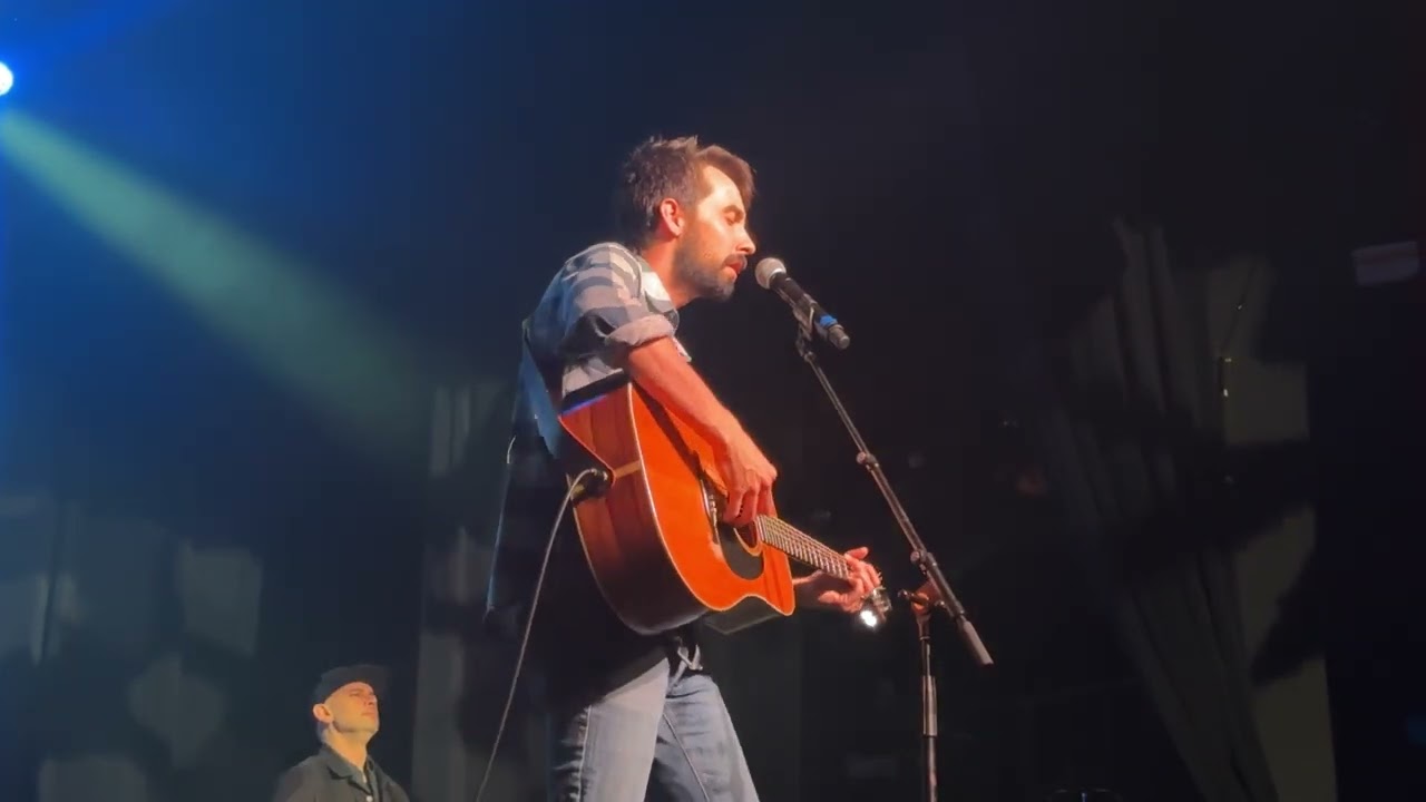 Mo Pitney, 