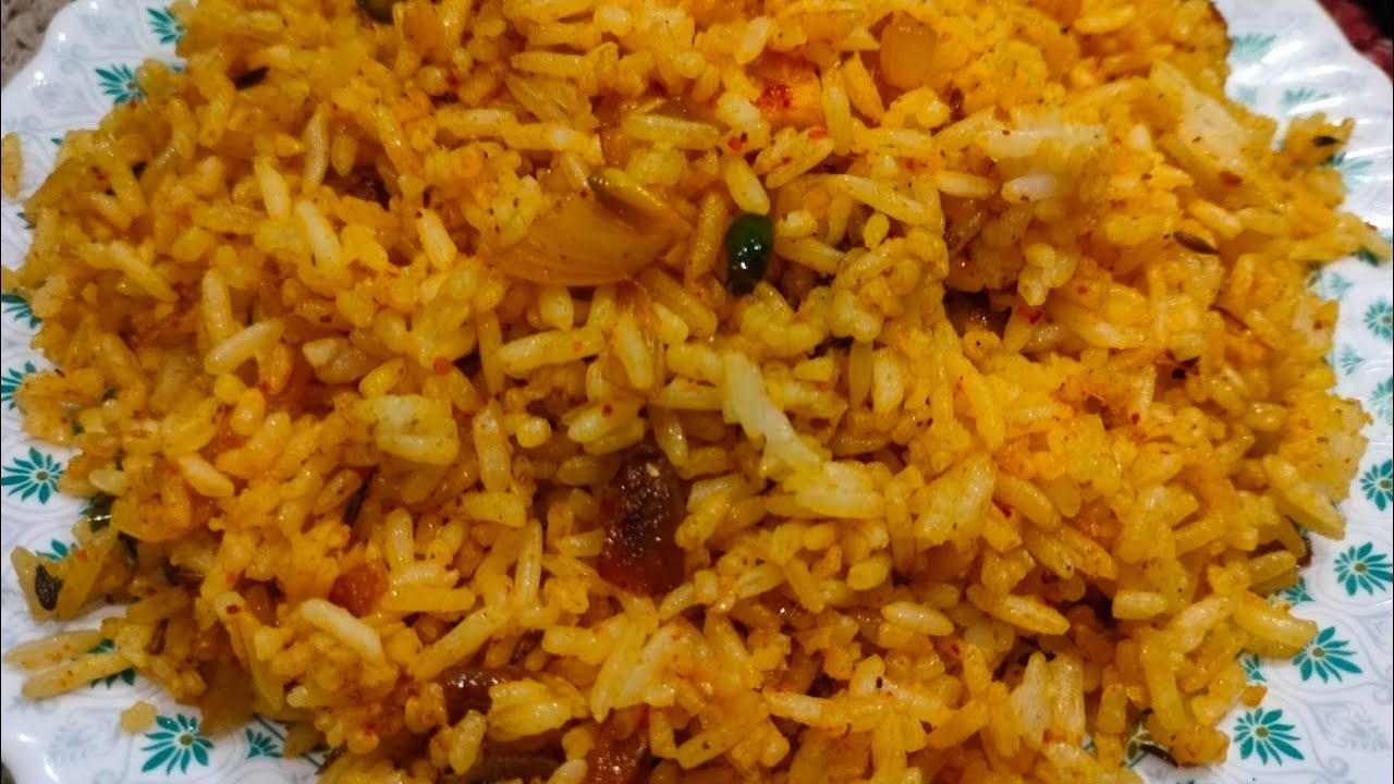 🍚Fried rice recipe 😋🥰 बचे हुए चावल को इस तरह से फ्राई करे #राइस 
