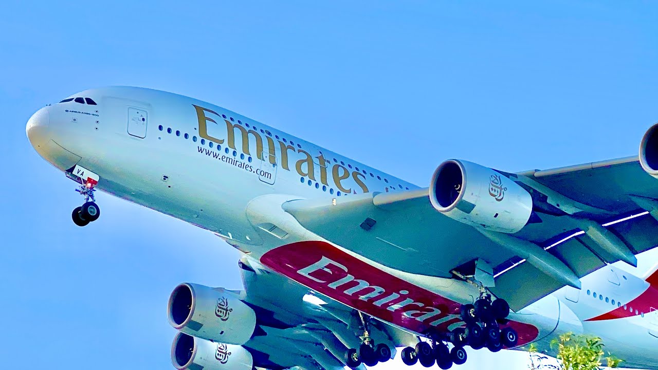 ✈️10 minutes of AMAZING plane spotting Closeup at gatwick ✈️