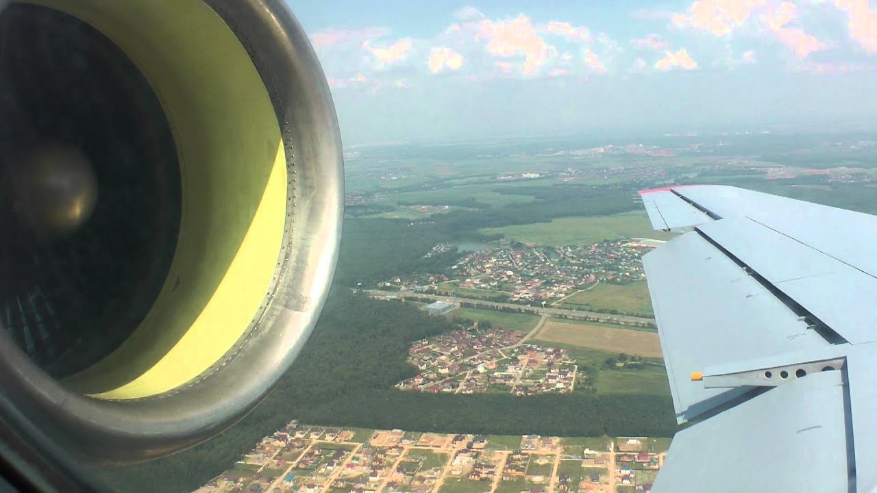 YAK-42D SarAvia landing Saratov - Domodedovo