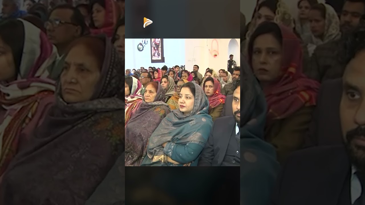 Army chief Gen Asim Munir joins Christmas celebration at Rawalpindi church | Geo News English