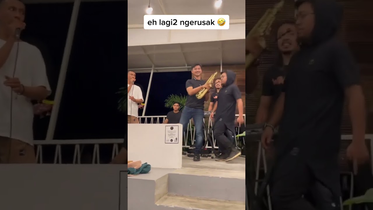 Teraskaca.musicID - Vokalis iseng gangguin org nyanyi 🤣 #music #livemusic #musicparody #bandkocak