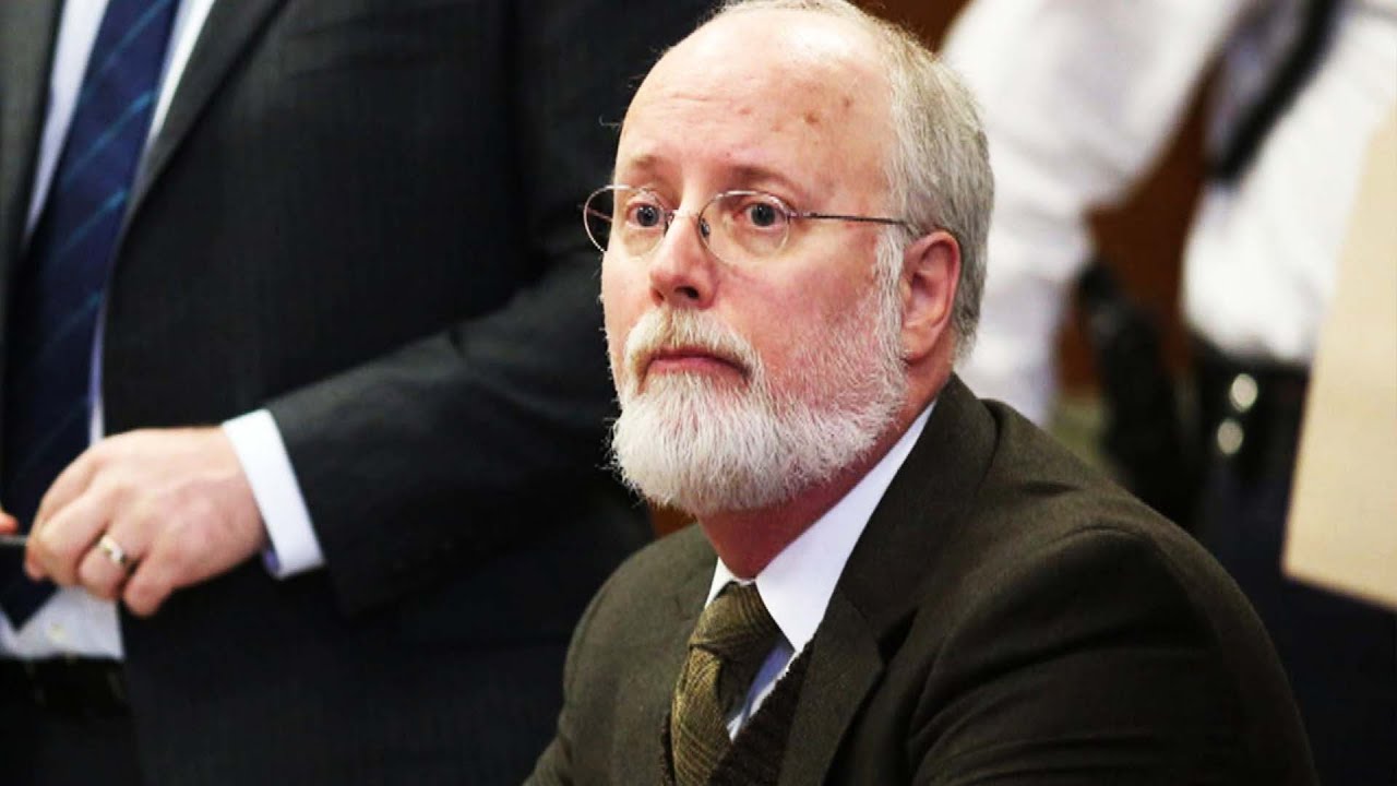 Ex-Gynecologist Robert Hadden Sentenced 20 Years in Prison