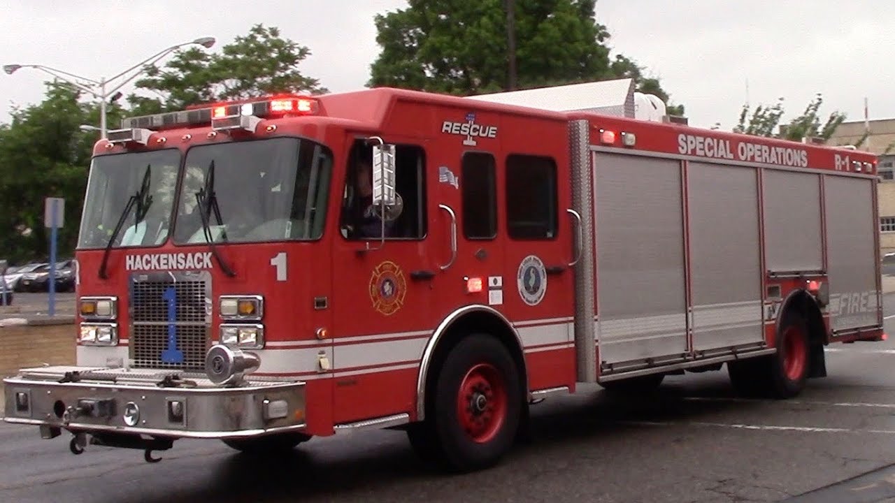 Hackensack Fire Department Rescue 1 Responding 5-30-17