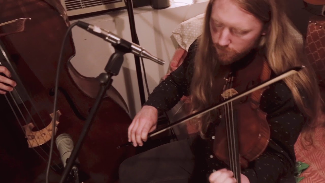 Riamh (Apartment Sessions)