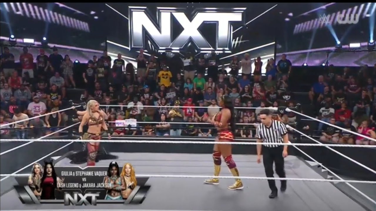 Lucha Completa: Giulia & Stephanie Vaquer Vs Lash Legend & Jakara Jackson - WWE NXT 12/11/2024