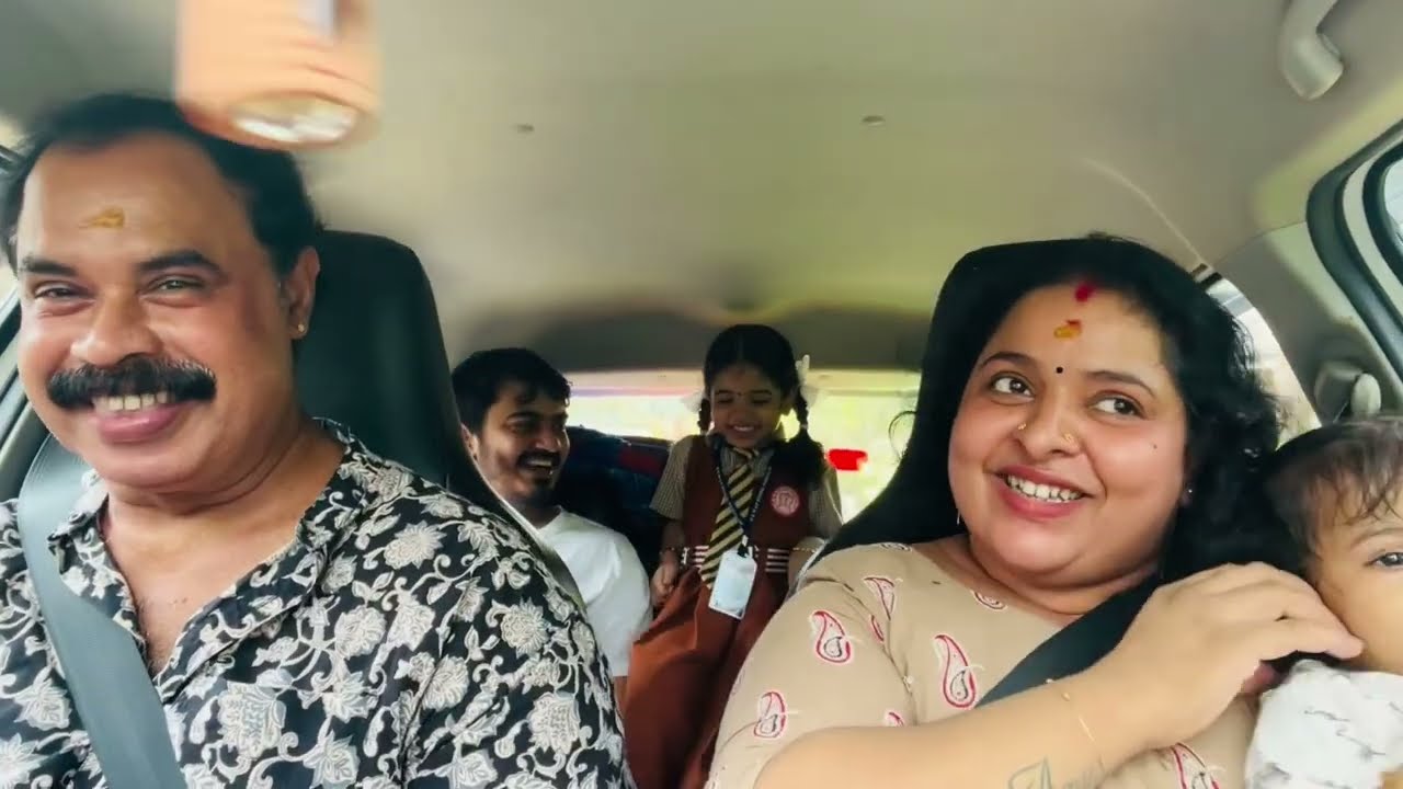 അമ്മ ഉണ്ടാക്കിയ അടിപൊളി ഉച്ചയൂണ്🥰 |UPPUMMULAKUMLITE