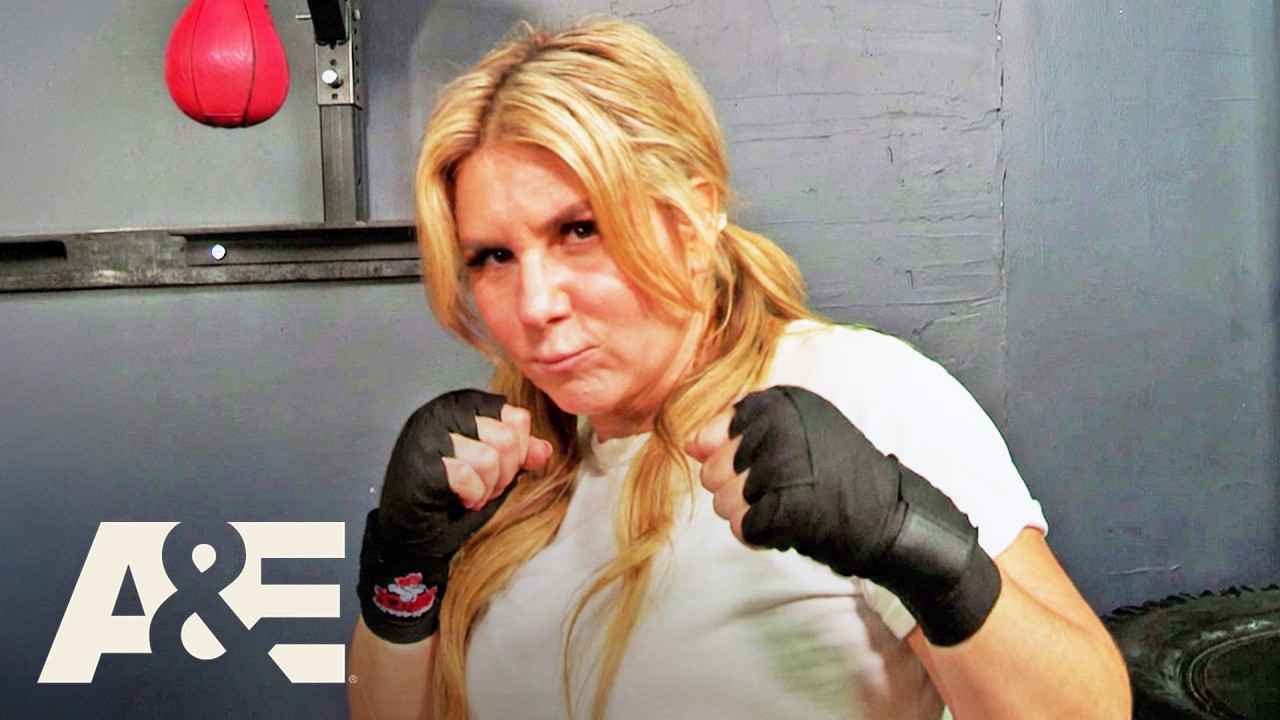 Brandi Finds $700 Boxing Gear & Steps Into the Ring | Storage Wars | A&E