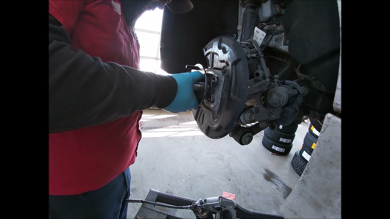 2013 Ford Fusion Rear Wheel Bearing Replacement