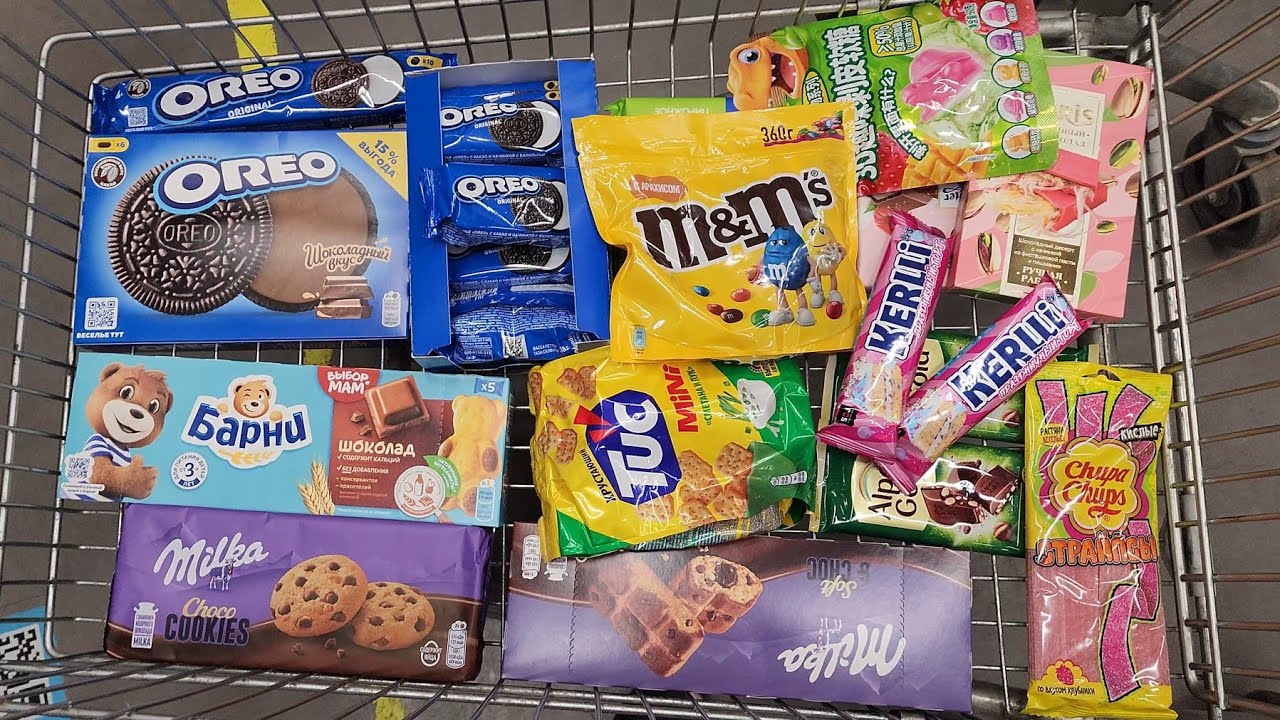 😱WHAT REALLY HAPPENS IF YOU BUY ALL THE CANDY? 😱