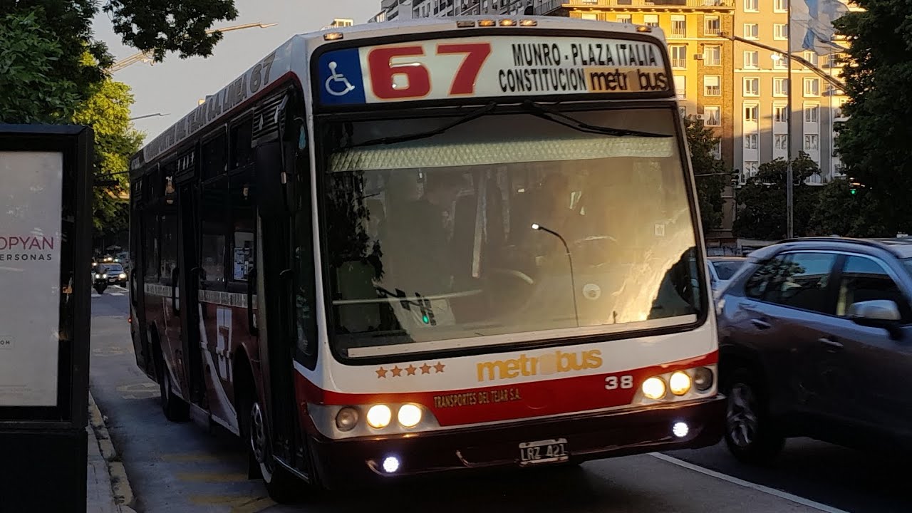 L&iacute;nea 67 interno 38 Nuovobus BamBam OH1718L con aire acondicionado 