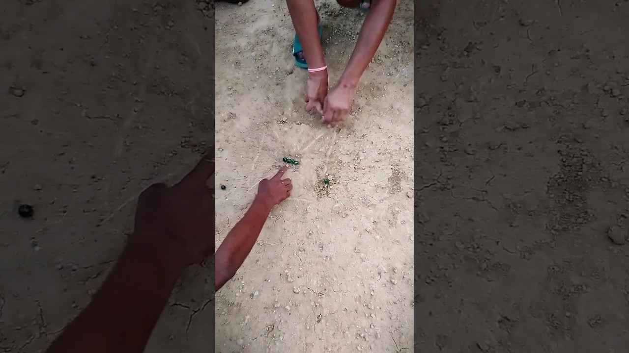 Bachpan ka khel Goli ❤️ || kancha game #village #games #bachpan #goli #ytshorts #viral