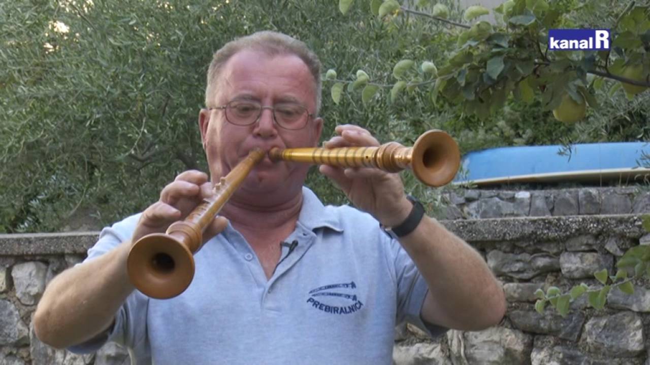 MUZEJSKI TRG